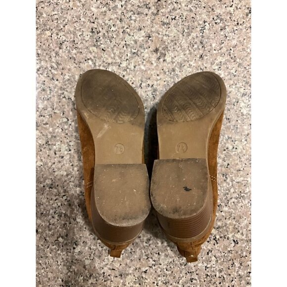 Women’s Suede Brown Booties Size 7.5 Preowned - Picture 6 of 11